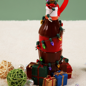 Adorno Navideño <span class=keywords><strong>de</strong></span> Resina con Forma <span class=keywords><strong>de</strong></span> Botella <span class=keywords><strong>de</strong></span> <span class=keywords><strong>Cola</strong></span>, Novedad 2026, Decoración Colgante para Árbol <span class=keywords><strong>de</strong></span> Navidad con Luces y Cajas <span class=keywords><strong>de</strong></span> Regalo, Decoración Festiva para el Hogar - Product Image 5