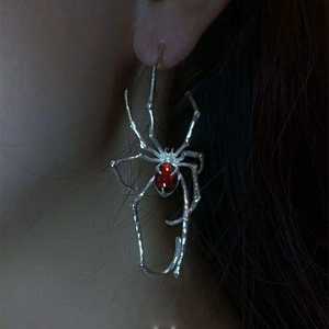 Sweet Cool Spider <b>Ear</b> Hanging Clip Dark Black Punk Rhinestone <b>Ear</b> <b>Cuff</b> HighEnd Niche Cold Wind Puncture <b>Earring</b> Gothic Hot Girl - Product Image 4