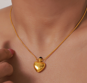 Pendentif romantique en forme de cœur, design bouteille d'eau miniature, en acier inoxydable plaqué or 18 carats, avec glaçure colorée et poids, pour anniversaire - Product Image 3