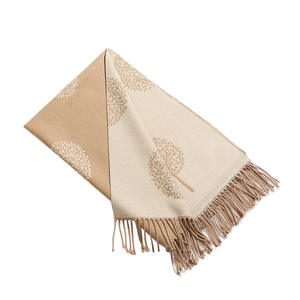 ผ้าพันคอฟอร์จูนทรี SUPER SOFT พร้อมพู่สวยงาม ผ้าพันคอแบบกลับด้านได้ นุ่มและอบอุ่น สีสันสวยงาม - Product Image 4