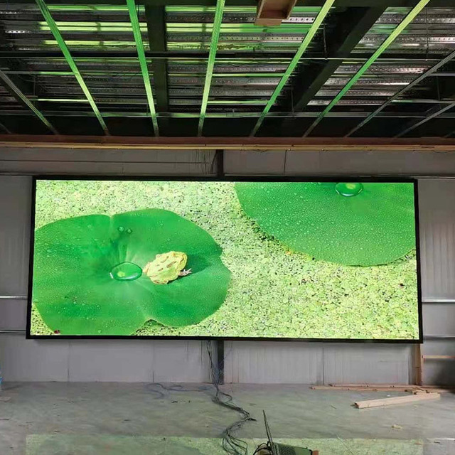 Small Indoor Fixed LED Display Wall Narrow Pixel P1.875 4K 8K TV LED Display