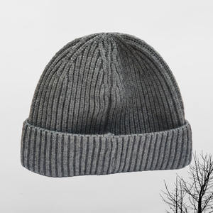 OEM/ DIY adulto negro de alta calidad elegante corto sin borde de punto cabaña cráneo gorro para el invierno - Product Image 5