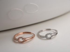 <span class=keywords><strong>Anillo</strong></span> <span class=keywords><strong>de</strong></span> gota <span class=keywords><strong>de</strong></span> agua entrelazado <span class=keywords><strong>de</strong></span> plata <span class=keywords><strong>de</strong></span> ley S925 elegante estilo Ins para mujer <span class=keywords><strong>anillo</strong></span> <span class=keywords><strong>de</strong></span> diseño ajustable S925 - Product Image 3