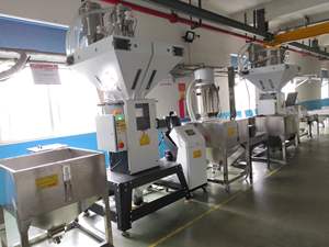 Misturador de Dosagem Gravimétrica Tipo V em Aço Inoxidável com Bomba PLC para Injeção Automática e Balança de Pesagem - Product Image 6