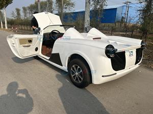 Voiture de <span class=keywords><strong>sport</strong></span> élégante Voiture électrique classique blanche Voiture classique haute performance avec certification CE - Product Image 5