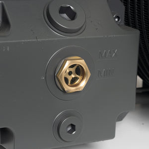 Pompe rotative monophasée XD-250 pour usage industriel intensif, destinée aux presses de vulcanisation du caoutchouc - Product Image 3