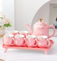 Service à thé en céramique à rayures verticales européennes avec plateau en métal doré, ensemble de vaisselle haut de gamme, cadeau de nouvelle maison, ensemble de tasses à café