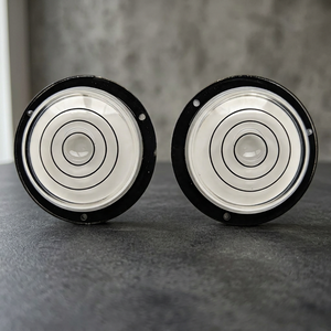 Niveau à bulle 63x52x16 mm, niveau à bulle horizontal pour projets de bricolage avec verre transparent et anneau en caoutchouc noir - Product Image 4
