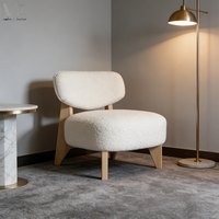 Chaise d'appoint en bois Wabi-sabi de style moderne et luxueux Salon de détente occasionnel Canapé gris Chaises de salon pour la maison Salon d'hôtel
