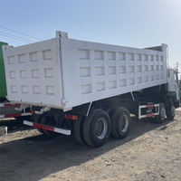 Camion à benne basculante automatique Sinotruk Camion Howo 12 roues 60 tonnes Euro2/3/4 10