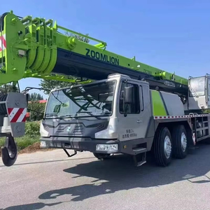 รถเครนซูมไลออนรุ่นพรีเมียม ZTC700T 70 ตัน ยกได้อย่างราบรื่น พร้อมเครื่องยนต์แท้ Weichai สำหรับงานก่อสร้างขนาดใหญ่ - Product Image 1