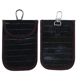 Porte-clés compact en fibre de carbone Faraday, protection de clé de <span class=keywords><strong>voiture</strong></span> élégante en PU, <span class=keywords><strong>pochette</strong></span> de blocage de signal de taille poche, <span class=keywords><strong>pochette</strong></span> Faraday - Product Image 3