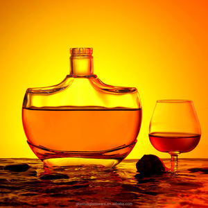 Botellas de Vidrio Grueso Transparente para <span class=keywords><strong>Vino</strong></span>, Forma Redonda Creativa, Botellas Vacías para Whisky, Brandy y Licores, 700/750 ml, Venta Caliente de Fábrica - Product Image 2