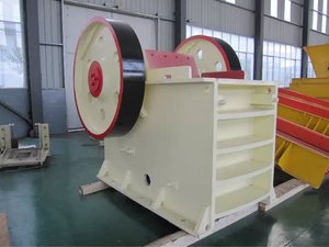 Portable Small Jaw AC Motor Powered Gearbox <b>Aggregate</b> Rock Crusher for Construction Waste Easy Move Operate Site - Product Image 4
