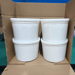 Ligne d'emballage robotisée entièrement automatique personnalisée pour cartons de boîtes de conserve en plastique avec couvercle, équipement d'emballage pour boîtes de nourriture pour animaux de compagnie - Product Image 1