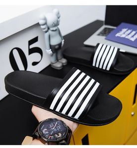 Pantoufles hommes femmes été rayures piscine diapositives Couple décontracté Slidee plage grande taille sandales Mujer chaussures intérieur chambre chaussures - Product Image 4