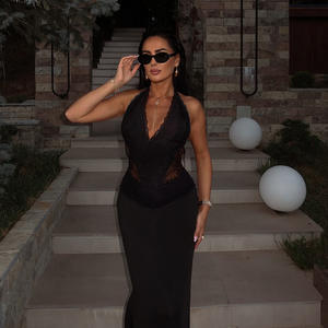 Wq25345 <span class=keywords><strong>Aliexpress</strong></span> 2025 Nouvelle robe longue sexy à dos nu en dentelle de style resort français, antistatique, taille haute, patchwork, col halter, décolleté en V - Product Image 3