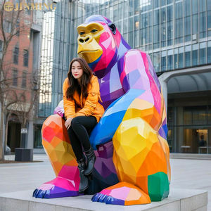 Maßgefertigte Große <span class=keywords><strong>Gorilla</strong></span>-Maskottchen-Skulpturen aus Fiberglas für die Dekoration von Außenplätzen und als Tier-Skulptur-Ornamente für die Landschaftsgestaltung - Product Image 4