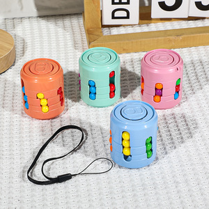 Vente directe usine : Fidget Spinners, Magic Bean Cube, jouets anti-stress en plastique à presser pour une relaxation instantanée - Product Image 1