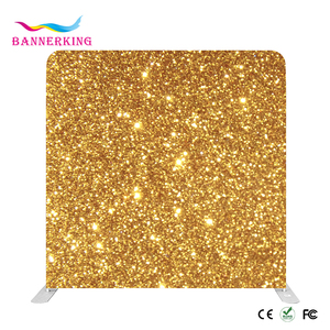 Fond de scène droit brillant à motif grille dorée effet miroir BannerKing pour anniversaire, mariage, cérémonie, décoration et photomaton - Product Image 5