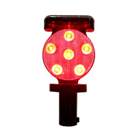 Feu de circulation solaire avec contrôle du capteur de lumière pour la sécurité routière routière
