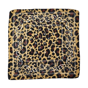 Tendenza moda 100% Poliestere Personalizzata Cina Sciarpa Fazzoletto SunScreen Leopard <span class=keywords><strong>bandana</strong></span> - Product Image 1