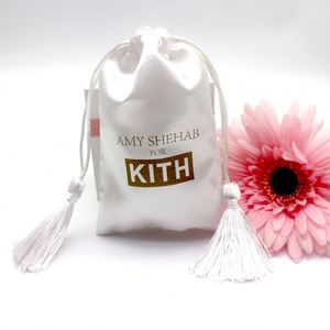 Nouvelle pochette élégante en satin avec cordon de serrage et sac anti-poussière en soie pour perruques, idéale pour le rangement ou comme cadeau - Product Image 4