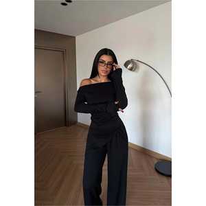 Ensemble de costumes noirs pour femmes Borelli, tenue élégante pour équipe - Product Image 3