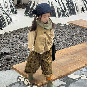 Vêtements pour enfants Printemps 2026 - Pantalons longs pour filles et garçons en coton à jambes larges avec traitement adoucissant - Product Image 1