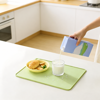 Tapis de table réutilisable, imperméable, résistant à l'huile, antidérapant, 40x30cm, avec rebord surélevé, fente pour ustensiles, en silicone, pour enfants