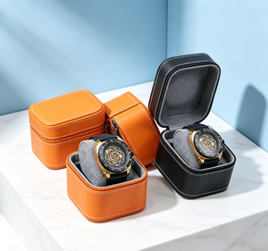 Estuche de Almacenamiento para Relojes de Alta Gama con Base Rígida de Tela de Cuero Sintético, Cierre Magnético, Opciones en Negro/Naranja, Diseño Impreso en Cuatro Colores - Product Image 5