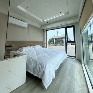 Cabine capsule spatiale moderne préfabriquée en acier écologique compatible avec les panneaux solaires pour usage familial hors réseau dans une villa ou un <span class=keywords><strong>appartement</strong></span> - Product Image 3