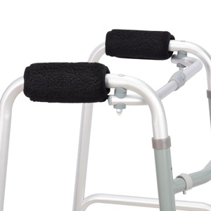 Duopule Walker Grips – Coussinets antidérapants noirs pour accoudoirs d'aide à la marche - Product Image 1