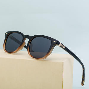 Lunettes de soleil rétro à monture carrée pour hommes, protection UV400, monture en PC, pare-soleil de classe 2, mode extérieure, voyage - Product Image 3