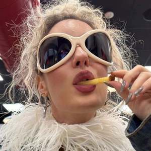 Novedad 2023, Gafas de Sol Punk Extra Grandes para Hombre, Gafas de Sol de Ojo de Gato con Marco Grande Y2K para Mujer - Product Image 3