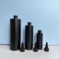 8oz 16oz 32oz 500ml 1L bouteilles noires vides pour huile capillaire Bouteille à presser jetable HDPE Pack de sauce chili chaude bouteille à bouchon torsadé