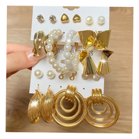 Nouvelle Mode Boucles d'Oreilles Puces Plaqué Or pour Femmes Ensemble de Bijoux Perles Usage Quotidien Fête Luxe Pierres Cristallines