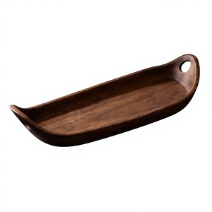 Bandeja de Servir de Madera Orgánica en Forma de Barco, de Madera de Mango Oscura, con Bordes Redondeados y Ranuras, Venta al Por Mayor - Product Image 1