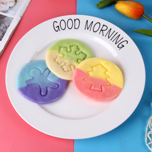 Proveedor Chino, Venta al por Mayor de Dulces Personalizados HALAL con Temática Navideña, Caramelos Duros con Sabor a Frutas de Colores para Fiestas Infantiles y Juegos de Desafío - Product Image 1