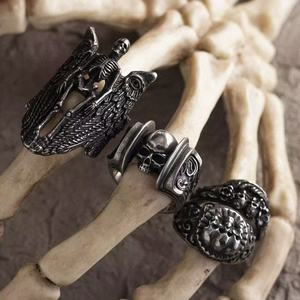 Vintage Schädel Mann Ring <span class=keywords><strong>Punk</strong></span> <span class=keywords><strong>Gothic</strong></span> Mann Schmuck Edelstahl <span class=keywords><strong>Retro</strong></span> Ring für den Menschen - Product Image 4