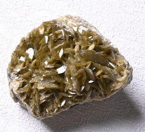 Cristales Minerales Naturales Raros al por Mayor, de Alta Calidad, en Bruto, para Decoración del Hogar, Regalo, Herramienta de Enseñanza de Geología, Investigación Geográfica - Product Image 1