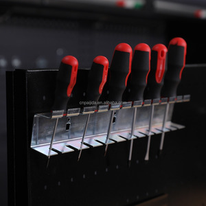 Armoire à outils métallique roulante verrouillable pour <span class=keywords><strong>garage</strong></span>, 5 tiroirs, option OEM/ODM, capacité de charge 300 kg, chariot utilitaire mobile au design moderne, avec clé - Product Image 4