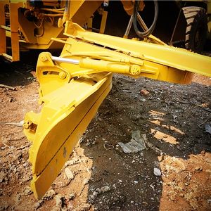 Quality guaranted Used Cat 135H Motor Grader for sale - Product Image 2