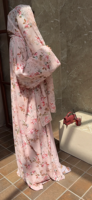 Abaya ouverte personnalisée Hafizah OEM à imprimé floral rose, robe musulmane pour femmes, en mousseline transparente à manches larges, style Dubaï, robe islamique modeste pour l'Aïd