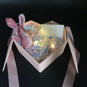Rose Coeur Forme Papier Boîte De Cadeau De Mariage avec la lumière pour boîte De cadeau de Mariage pour demoiselles d'honneur - Product Image 1
