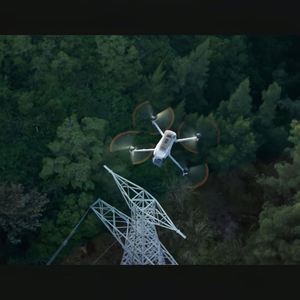 Dron Matrice 4T Versión Universal, Serie Matrice 4, UAV Empresarial con Módulo de Telémetro Láser y Luz Auxiliar de Infrarrojo Cercano - Product Image 6