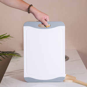양면 미끄럼 방지 재활용 플라스틱 도마, BPA 프리 식품 등급 주방용 고기, 야채 및 과일용 도마 - Product Image 4