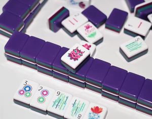 Tuiles de Mahjong Américaines Violettes Modèle 002 – Coffret Cadeau Domestique Haut de Gamme en Cristal Gravé à la Main pour Usage Intérieur - Product Image 6
