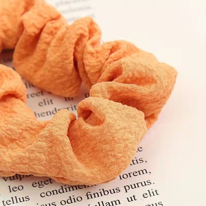 Élastique à cheveux Scrunchie multicolore en tissu tricoté, haute élasticité, accessoire décontracté pour cheveux, Printemps 2022 - Product Image 4
