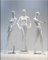 Maniquí Femenino de Fibra de Vidrio Blanco Mate de Alta Gama, Maniquí Moderno Abstracto en Poses de Pie y Sentado para Exhibición en Escaparates de Tiendas de Moda